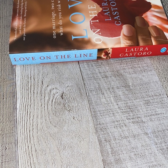 Love on the Line by Laura Castoro paperback novel - Picture 6 of 6